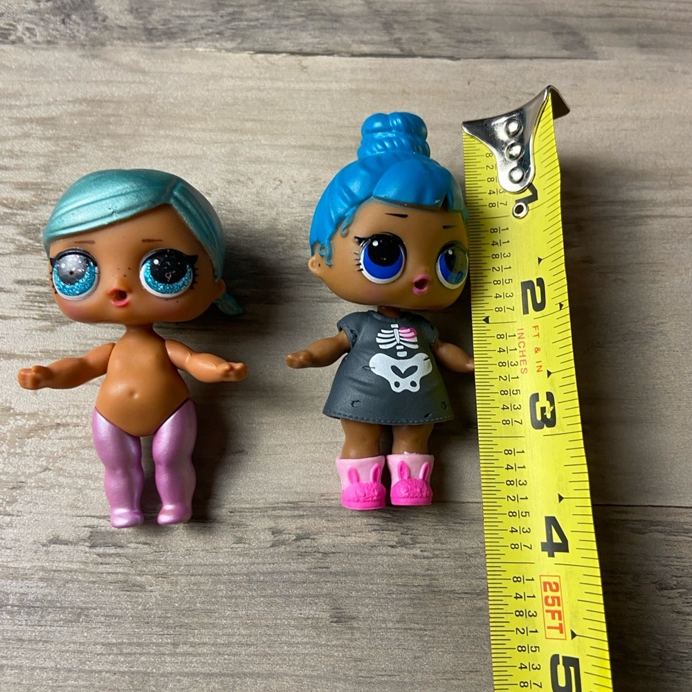 L.O.L. Surprise! Dolls- SLEEPY‎ BONES BABE BABY, and GLAM GLITTER BRR BRRR BABY. - Picture 2 of 6
